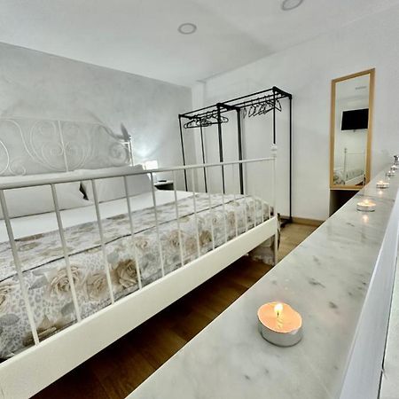 La Casa Di Elisa Lägenhet Neapel Exteriör bild