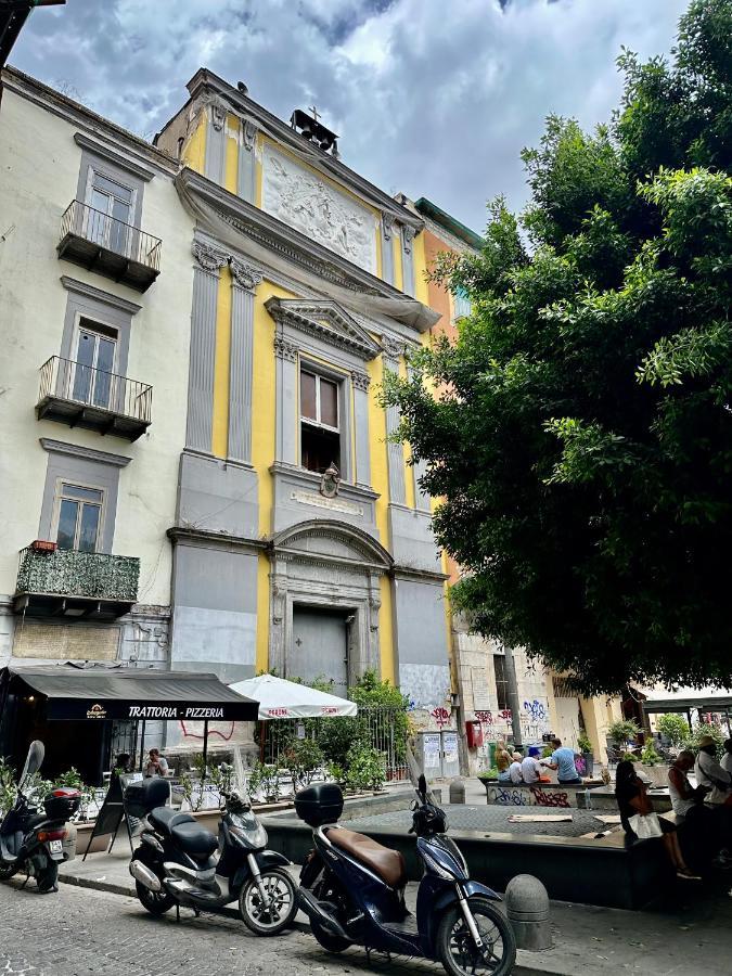 La Casa Di Elisa Lägenhet Neapel Exteriör bild